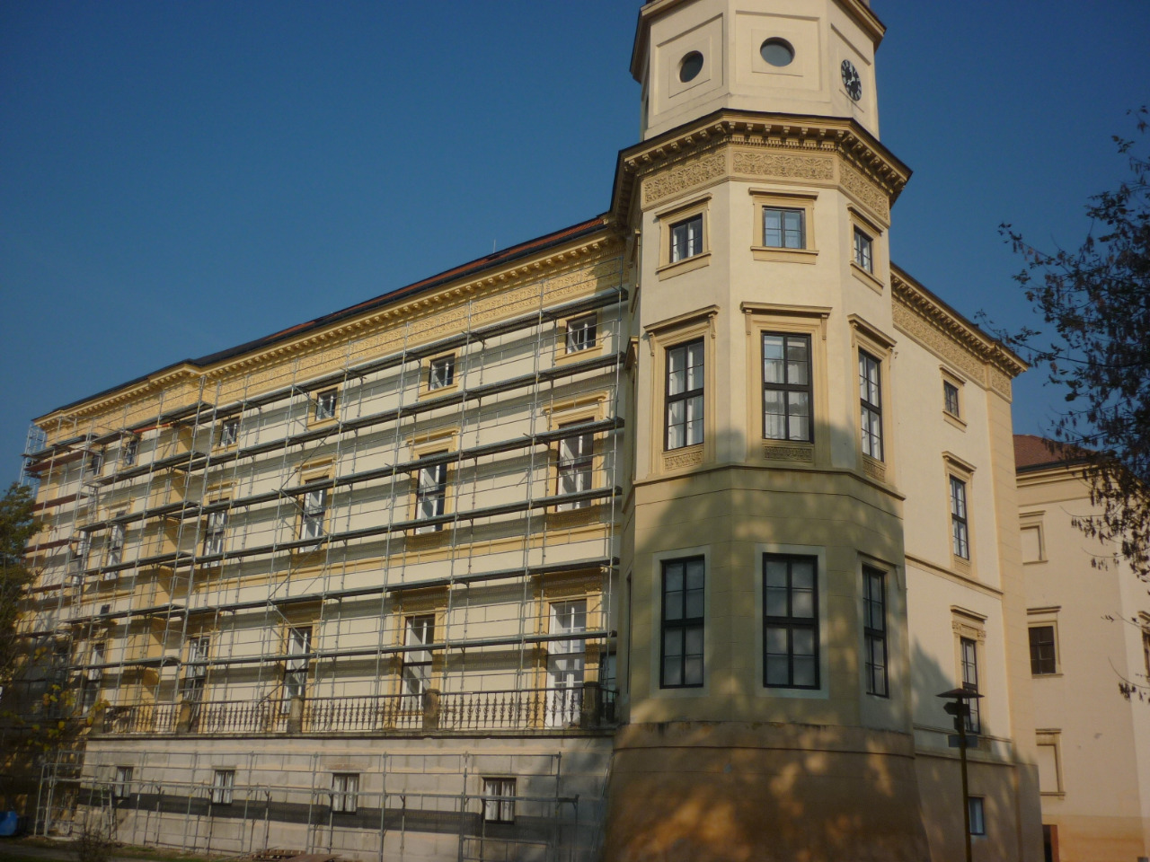 Renova stavební a obchodní společnost s r.o.